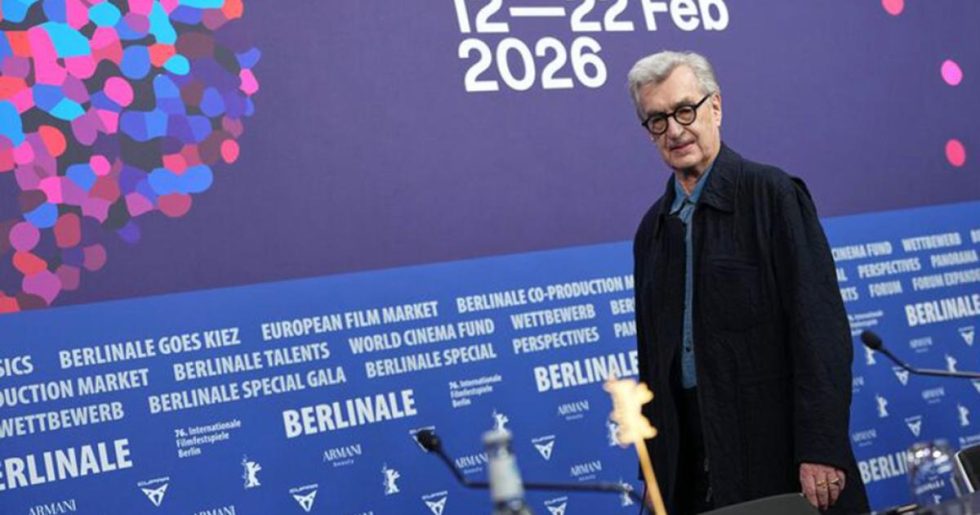 Ο Βιμ Βέντερς γυρίζει την πλάτη στην πολιτική